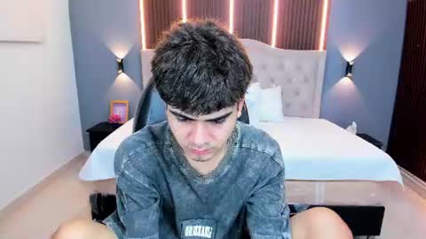 Snapshot of tommy18__ chatting on July 2026 03:17:02 AM Tommy online show from July 2026 03:17:02 AM