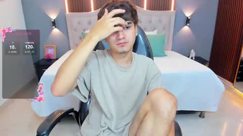 Snapshot of tommy18__ chatting on July 2026 04:04:02 AM Tommy online show from July 2026 04:04:02 AM