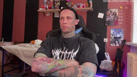 Snapshot of tommy__gun_ chatting on December 2024 11:44:02 AM Tommy and Katana online show from December 2024 11:44:02 AM