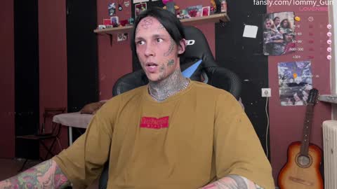 Snapshot of tommy__gun_ chatting on December 2024 01:11:02 PM Tommy and Katana online show from December 2024 01:11:02 PM