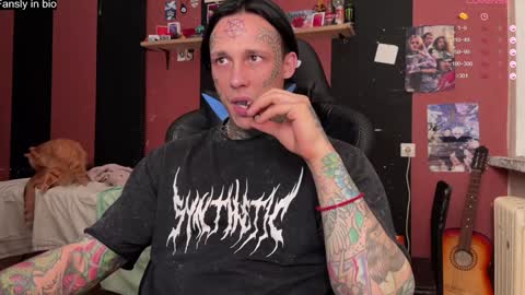 Snapshot of tommy__gun_ chatting on December 2024 03:06:02 PM Tommy and Katana online show from December 2024 03:06:02 PM