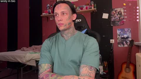 Snapshot of tommy__gun_ chatting on December 2024 07:22:01 AM Tommy and Katana online show from December 2024 07:22:01 AM