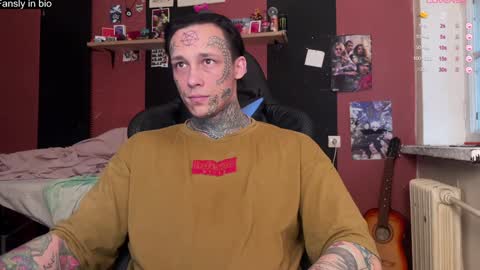 Snapshot of tommy__gun_ chatting on December 2024 07:17:01 AM Tommy and Katana online show from December 2024 07:17:01 AM