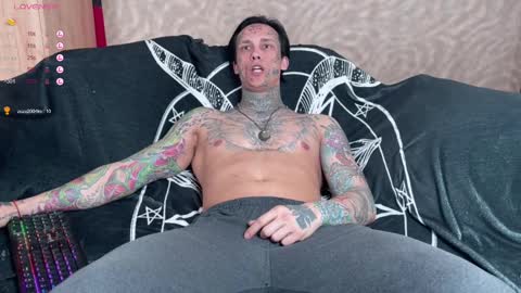 Snapshot of tommy__gun_ chatting on February 2025 07:13:01 AM Tommy and Katana online show from February 2025 07:13:01 AM