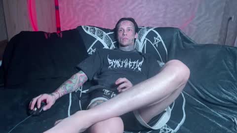 Snapshot of tommy__gun_ chatting on March 2025 03:38:02 PM Tommy and Katana online show from March 2025 03:38:02 PM