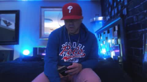 Snapshot of tommy_knuckles chatting on January 2026 05:01:02 AM Tommy online show from January 2026 05:01:02 AM