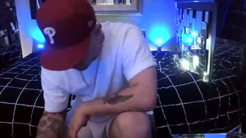 Snapshot of tommy_knuckles chatting on February 2026 02:16:02 PM Tommy online show from February 2026 02:16:02 PM