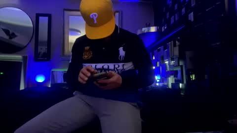 Snapshot of tommy_knuckles chatting on February 2026 10:14:01 AM Tommy online show from February 2026 10:14:01 AM