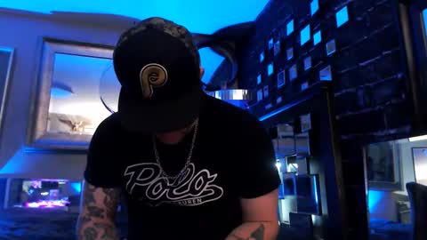 Snapshot of tommy_knuckles chatting on March 2026 06:28:02 AM Tommy online show from March 2026 06:28:02 AM