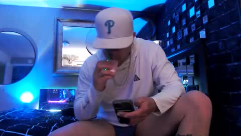 Snapshot of tommy_knuckles chatting on April 2026 01:32:02 PM Tommy online show from April 2026 01:32:02 PM