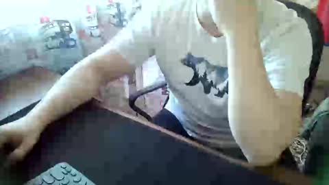 Tommi Li online show from January 2025 09:04:01 AM