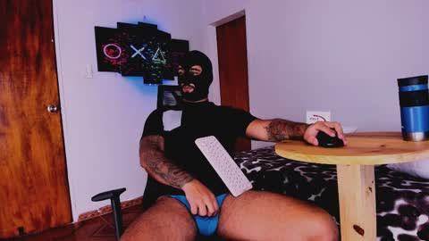 Snapshot of tommy_sccott chatting on February 2025 05:48:02 AM tommy_sccott online show from February 2025 05:48:02 AM