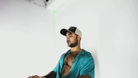 Snapshot of tommy_sccott chatting on October 2025 01:58:02 AM tommy_sccott online show from October 2025 01:58:02 AM