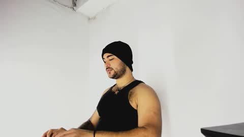 Snapshot of tommy_sccott chatting on November 2025 09:36:01 PM tommy_sccott online show from November 2025 09:36:01 PM