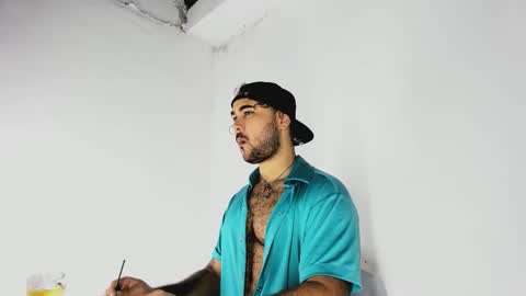 Snapshot of tommy_sccott chatting on November 2025 11:05:02 PM tommy_sccott online show from November 2025 11:05:02 PM