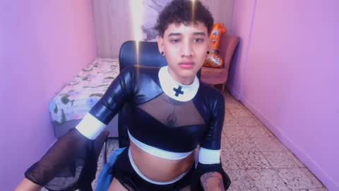 tommy_sweet1 online show from February 2025 03:20:01 AM