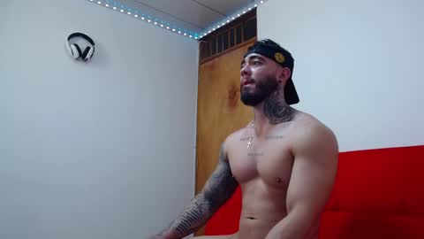 Steven online show from March 2025 07:39:01 PM