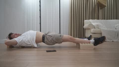 Snapshot of tommyjoyer chatting on November 2025 08:13:02 AM Tommy Joyer online show from November 2025 08:13:02 AM