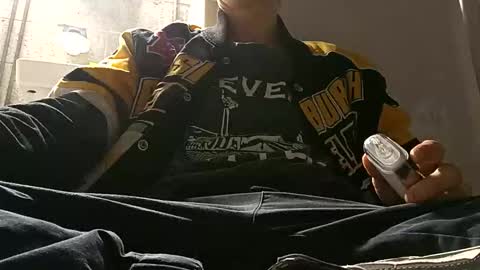 tommymolotov online show from December 2025 10:00:01 AM