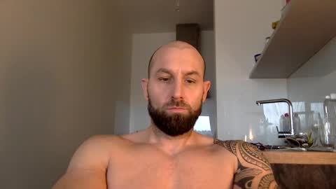 Snapshot of tommyx01 chatting on December 2024 11:11:01 AM Thomas Fit online show from December 2024 11:11:01 AM