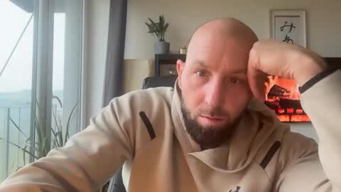 Thomas Fit online show from October 2025 06:46:01 AM