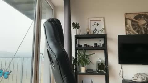 Thomas Fit online show from December 2025 08:52:01 AM