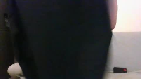 Snapshot of tommyy19901 chatting on February 2025 05:51:02 PM tommyy19901 online show from February 2025 05:51:02 PM