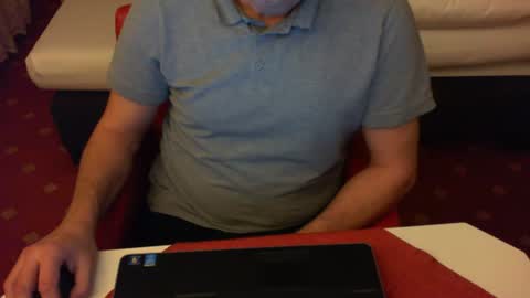 Snapshot of tomtom02029 chatting on December 2024 05:01:01 PM Tom online show from December 2024 05:01:01 PM