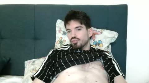 Onlyfans - Tomylind keep you in touch there online show from December 2025 09:43:01 PM