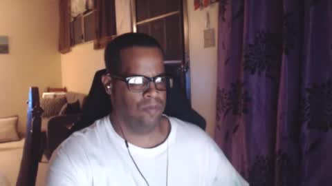 Antonio online show from November 2025 02:06:01 AM