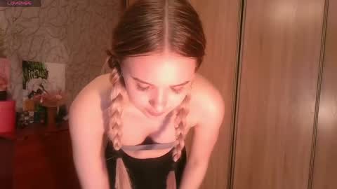 toni_pittmann online show from May 2026 03:42:01 PM