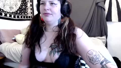 Tonka Wilde online show from December 2024 07:16:01 PM