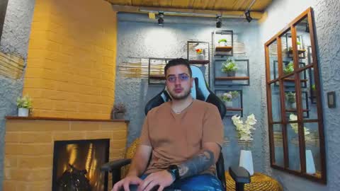Tonny  online show from October 2025 05:04:02 AM