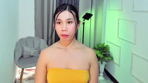 Snapshot of tony_drivesyoucrazy chatting on February 2025 09:31:01 PM tony_drivesyoucrazy online show from February 2025 09:31:01 PM