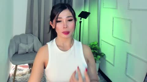 Snapshot of tony_drivesyoucrazy chatting on March 2025 02:04:02 AM tony_drivesyoucrazy online show from March 2025 02:04:02 AM