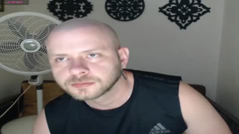 Snapshot of tony_white_7 chatting on July 2026 12:46:02 AM TONY online show from July 2026 12:46:02 AM