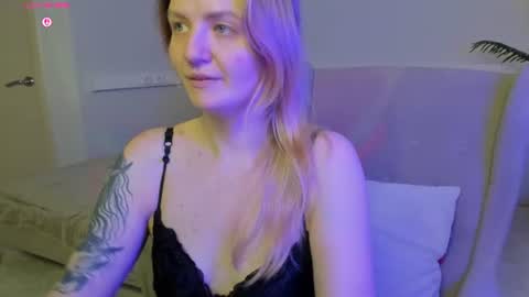 Snapshot of tonyameow chatting on July 2026 01:19:01 AM Tonya online show from July 2026 01:19:01 AM