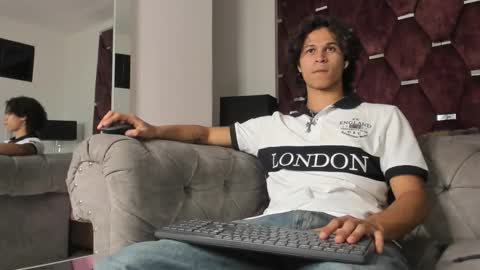 Tony Benedetti online show from February 2026 07:58:02 PM