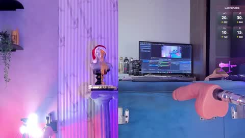 Call me Tony  Instagram -   X -  Tonymjr online show from December 2024 11:18:02 PM