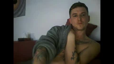 tonystrawberry online show from April 2026 09:49:02 PM