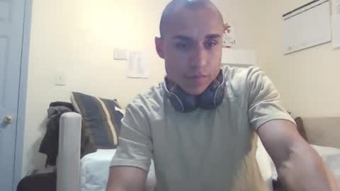 Snapshot of tonyterror22 chatting on October 2025 07:52:02 AM tonyterror22 online show from October 2025 07:52:02 AM