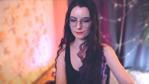 Elizabeth online show from January 2025 06:59:01 PM