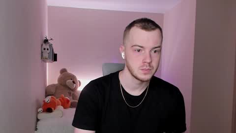 Snapshot of toohornyserj chatting on December 2024 10:51:01 PM toohornyserj online show from December 2024 10:51:01 PM