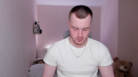 Snapshot of toohornyserj chatting on December 2024 11:41:02 PM toohornyserj online show from December 2024 11:41:02 PM