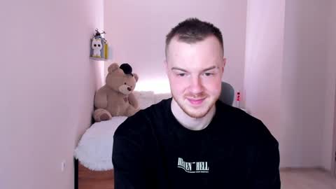 Snapshot of toohornyserj chatting on January 2025 03:13:01 AM toohornyserj online show from January 2025 03:13:01 AM