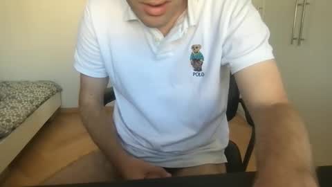 Max online show from September 2025 06:37:01 AM