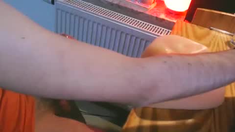 Snapshot of toohugeandstonedxoxo chatting on September 2025 11:04:02 PM toohugeandstonedxoxo online show from September 2025 11:04:02 PM