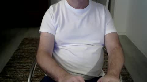 Snapshot of tooohard chatting on February 2026 06:37:02 PM Alex online show from February 2026 06:37:02 PM