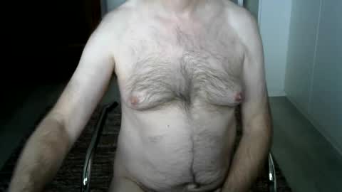 Snapshot of tooohard chatting on March 2026 01:38:01 PM Alex online show from March 2026 01:38:01 PM