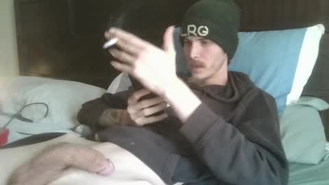 Snapshot of tootall803 chatting on December 2024 06:05:01 PM TooTall803 online show from December 2024 06:05:01 PM